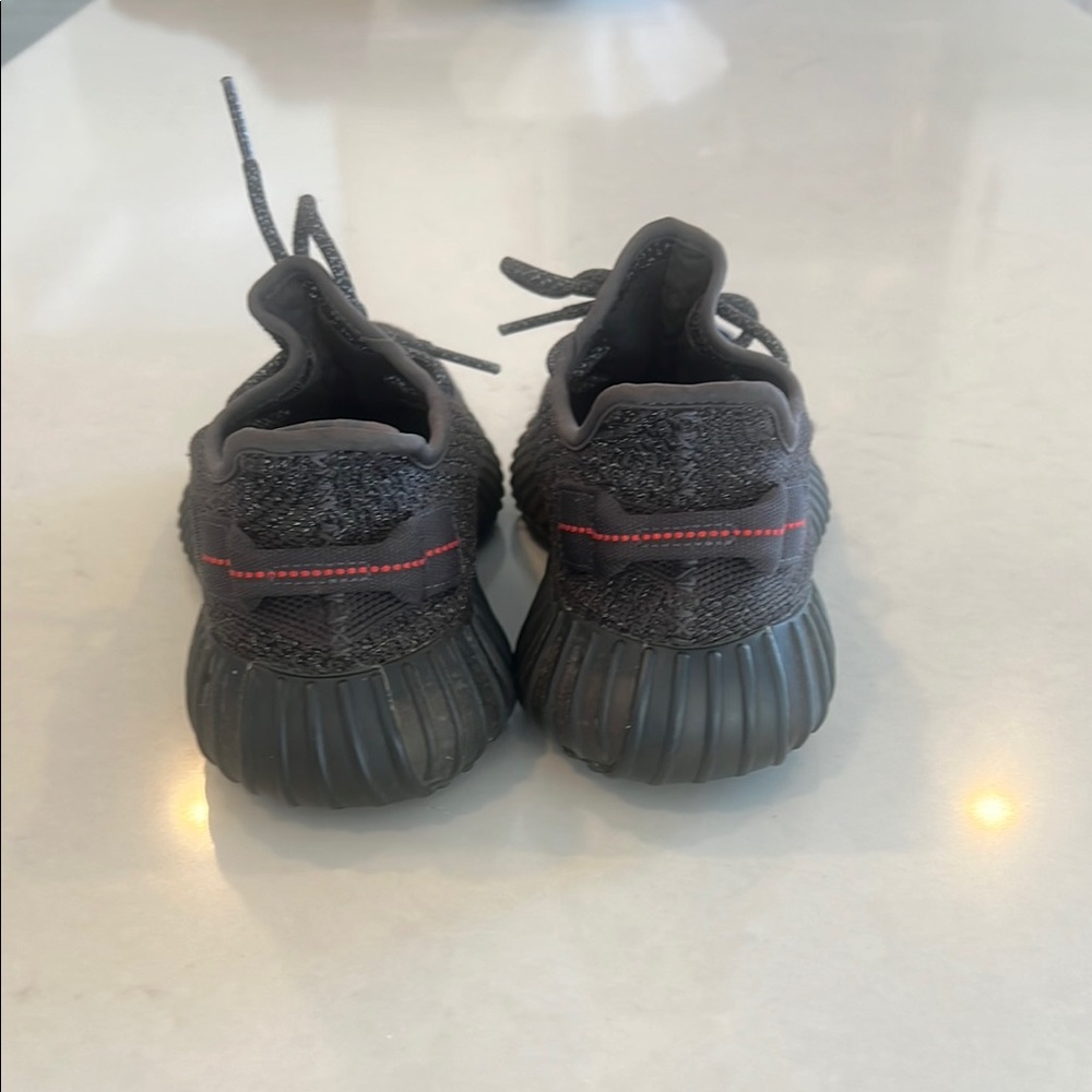 Yeezy 350 V2 Black Reflective Sneakers with Knit Design and Ribbed Sole - Picture 4 of 5